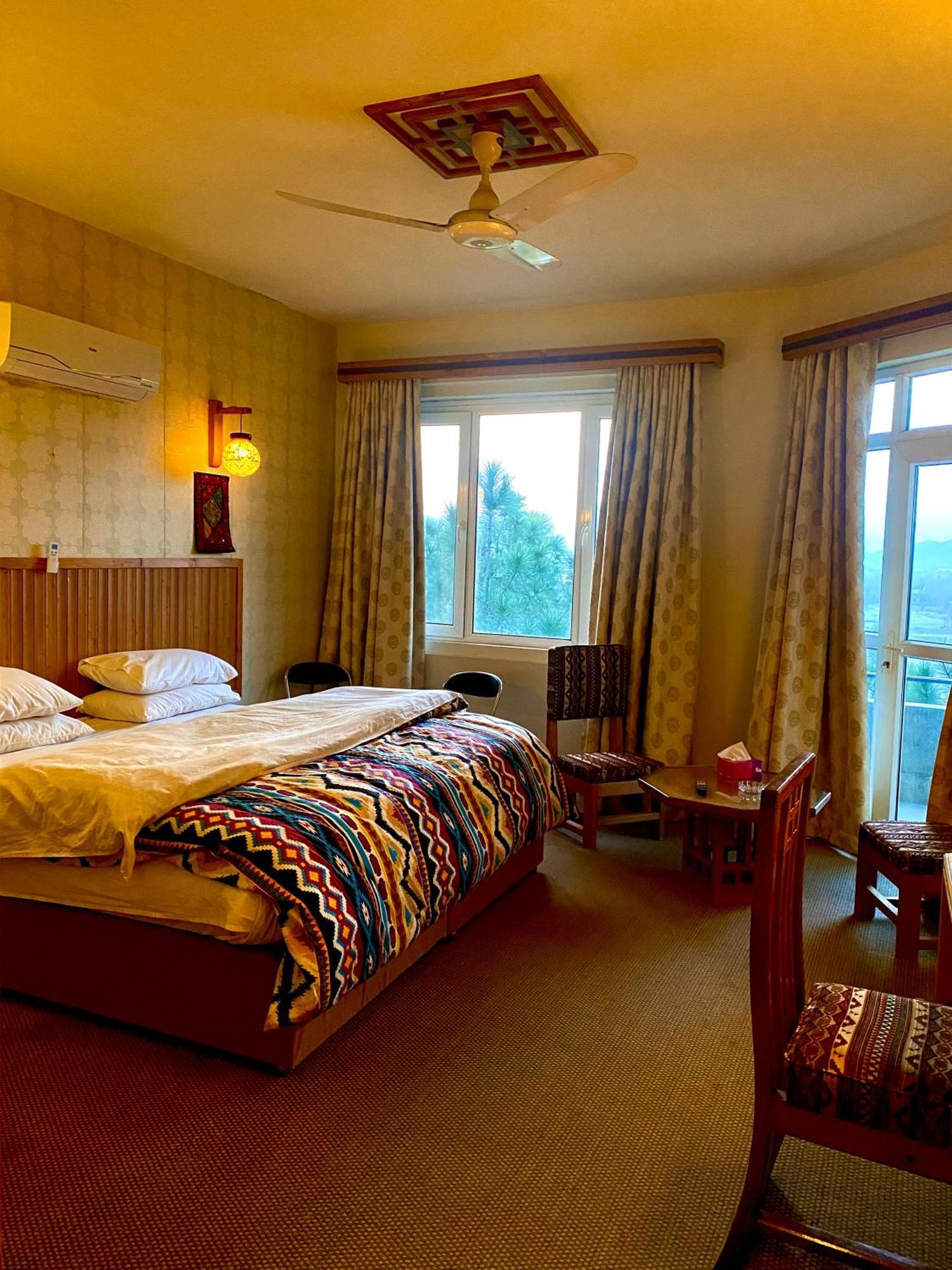 Rock City Resort Saidu Sharif Exterior photo