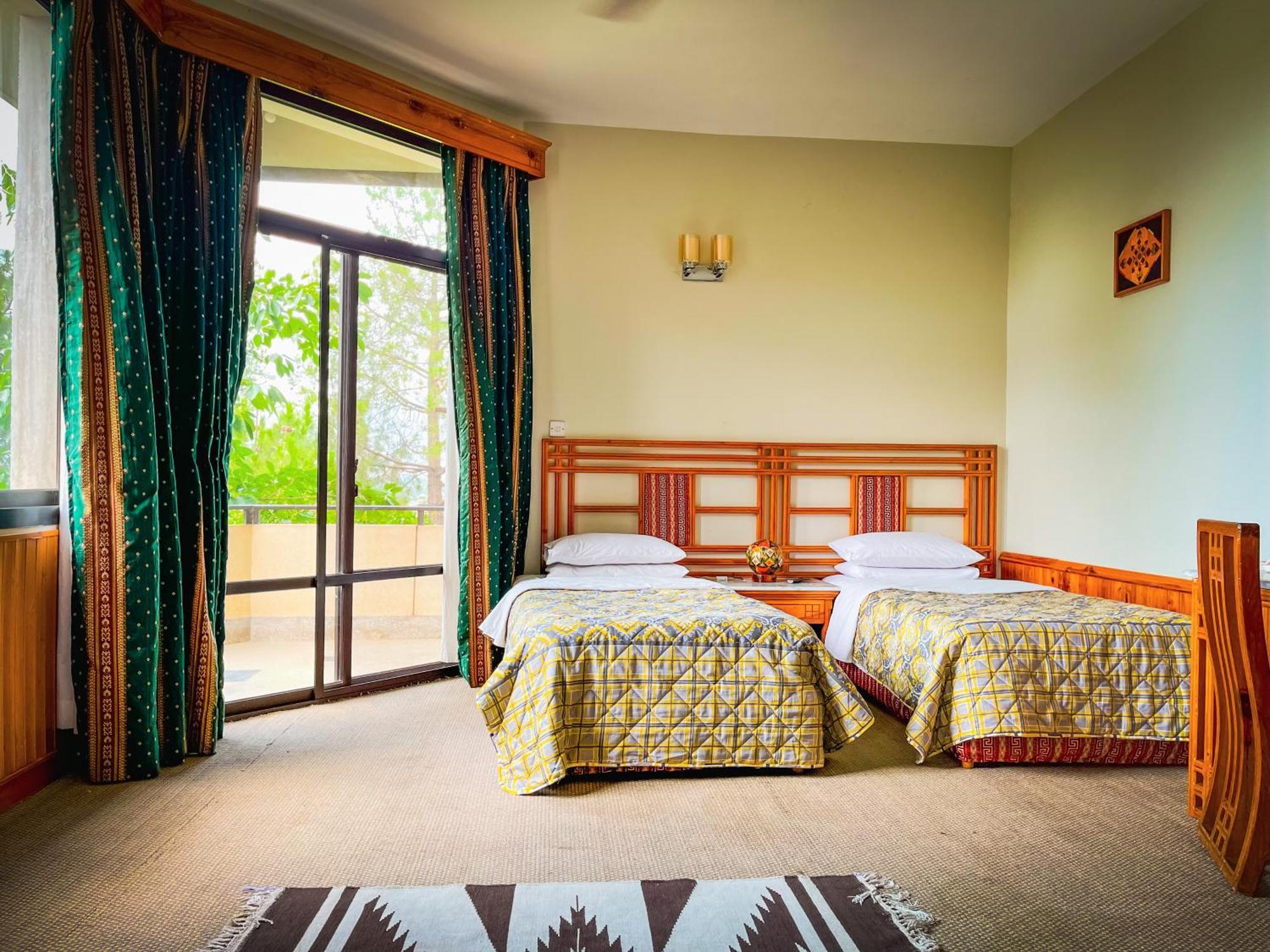Rock City Resort Saidu Sharif Exterior photo
